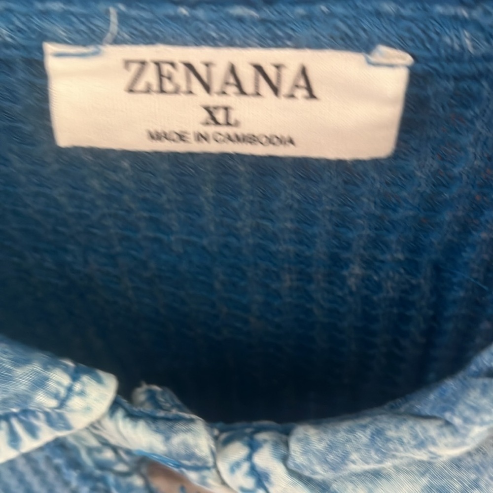 Zenana Women’s Blue Shirt Blouse Tunic With Pockets NWOT - Picture 4 of 10